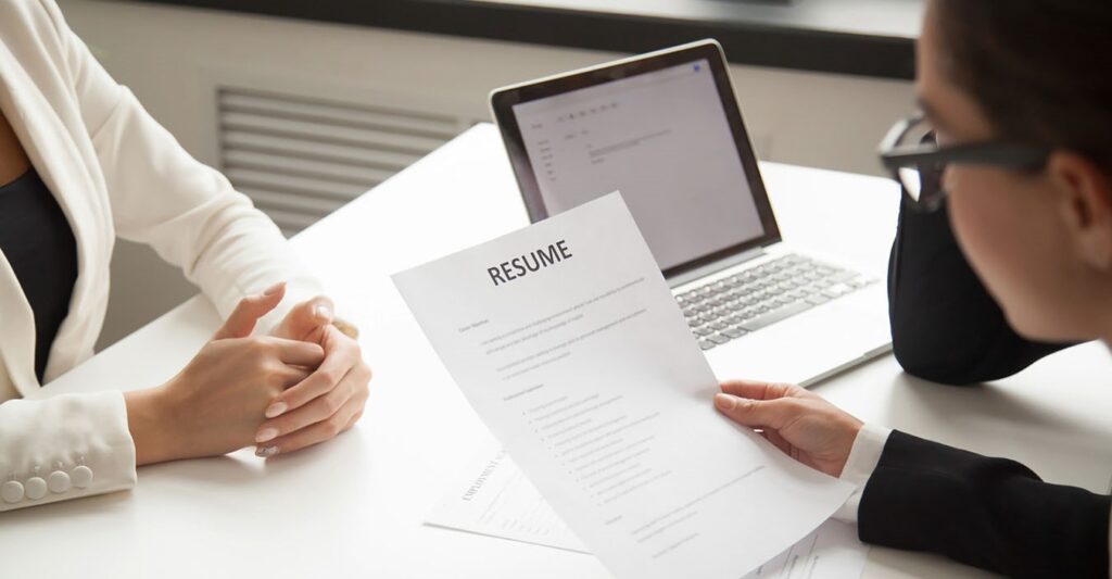 як написати резюме